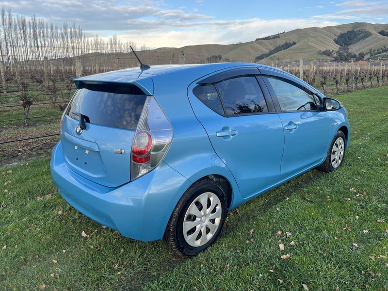 2014 Toyota Aqua 1.5 Hybrid G Soft Leather Sele... image 4