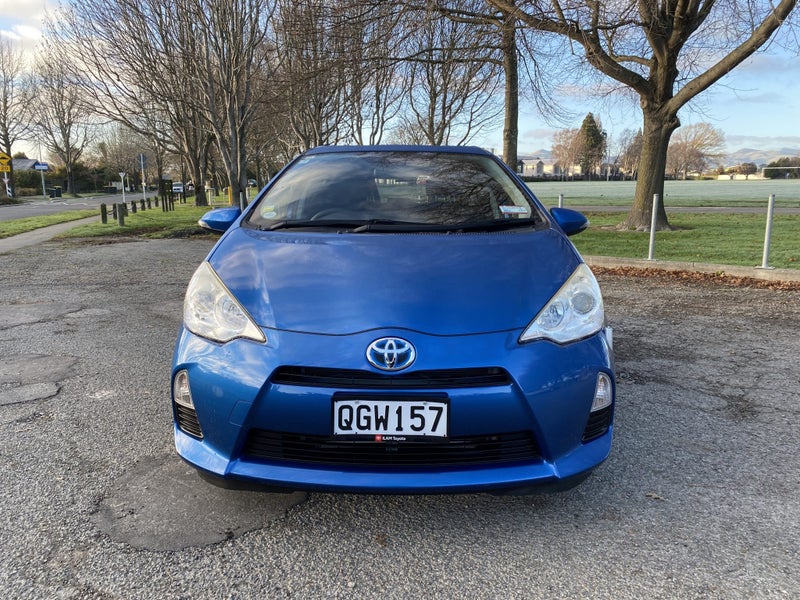 2014 Toyota Aqua 1.5 Hybrid S 5 Dr Hatch CVT 2WD image 3