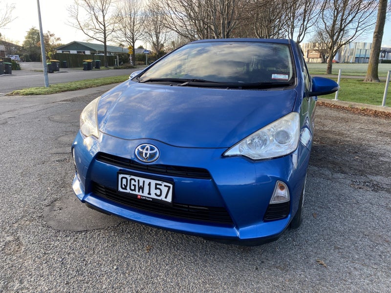 2014 Toyota Aqua 1.5 Hybrid S 5 Dr Hatch CVT 2WD image 4