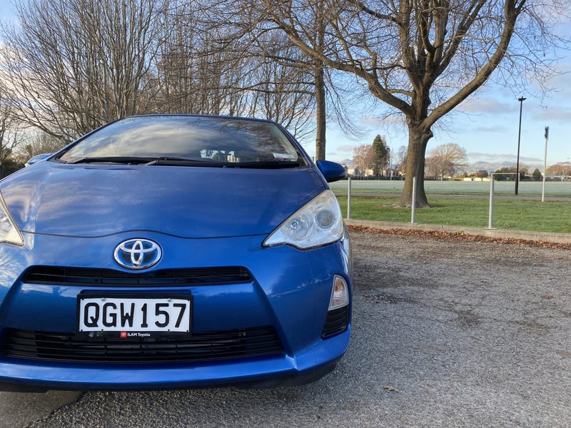 2014 Toyota Aqua 1.5 Hybrid S 5 Dr Hatch CVT 2WD image 5