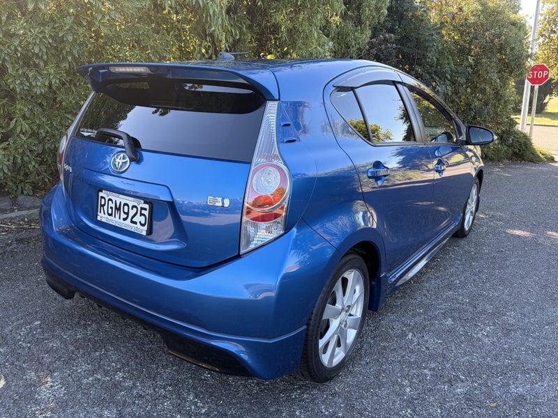 2014 Toyota Aqua G image 3