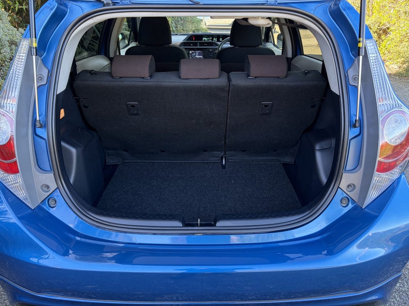 2014 Toyota Aqua G image 5