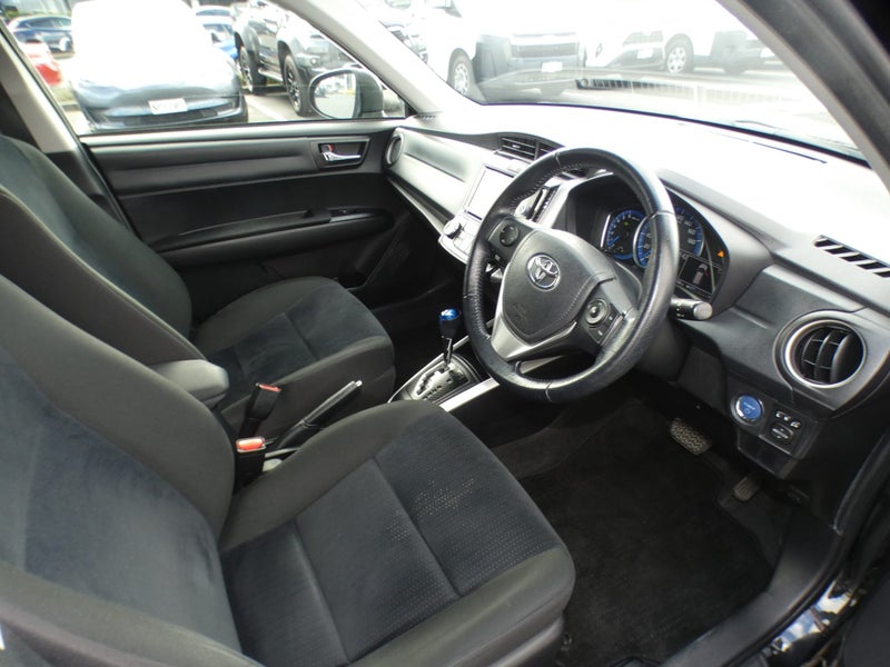 2014 Toyota Corolla Fielder 1.5 Hybrid G image 3