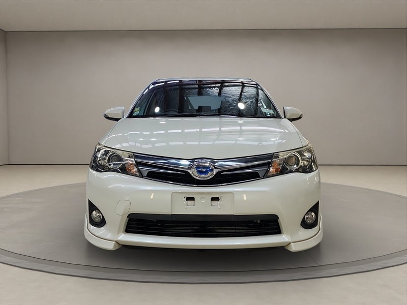 2014 Toyota Corolla Fielder 1.5L Hybrid G 2WD S... image 3