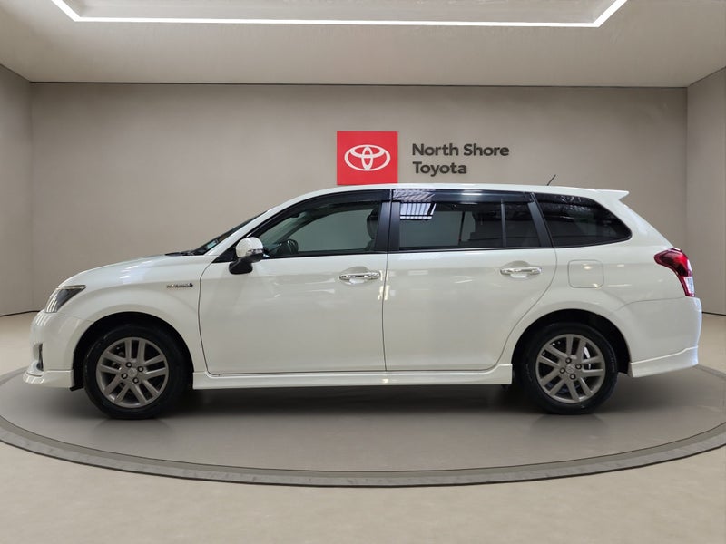 2014 Toyota Corolla Fielder 1.5L Hybrid G 2WD S... image 5