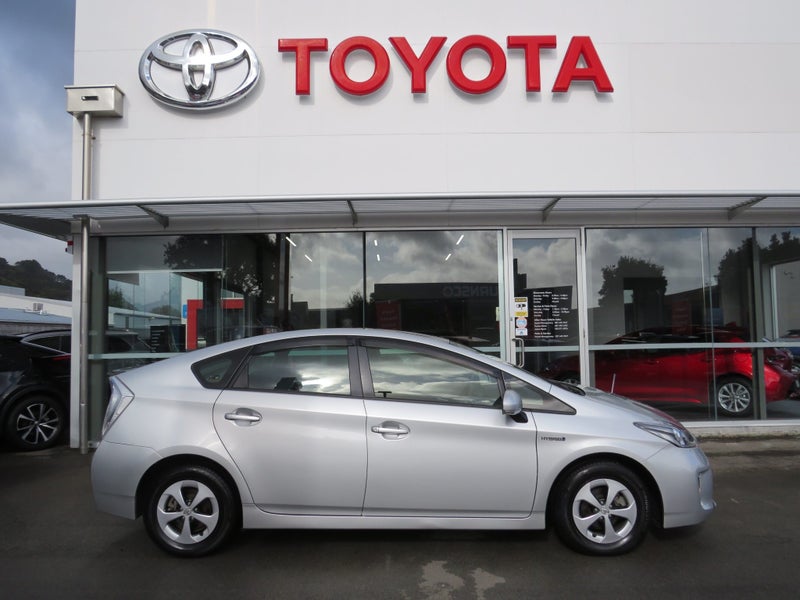 2014 Toyota Prius 1.8 Petrol S 5 Dr Hatch CVT 2WD image 4