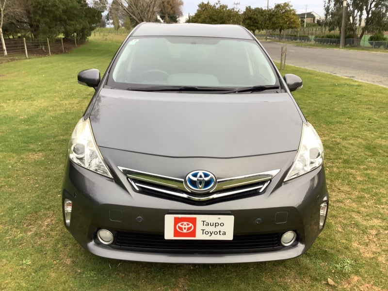 2014 Toyota Prius Alpha 1.8 Hybrid Electric Veh... image 3