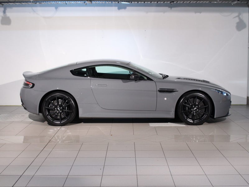 2015 Aston Martin Vantage V12 Vantage S Coupe S... image 3