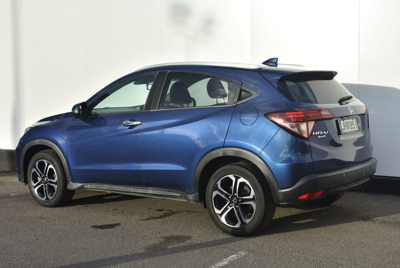 2015 Honda HR-V Sport image 4