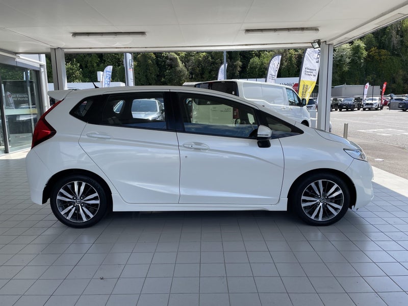 2015 Honda Jazz Rs 1.5P/Cvt/Ha/5Dr/5 image 2