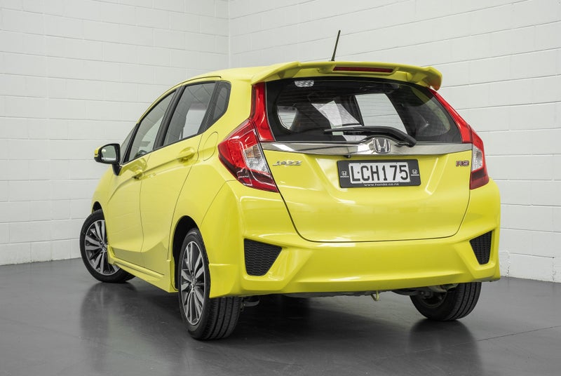 2015 Honda Jazz RS Automatic image 5