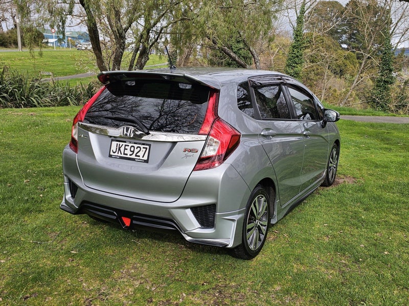 2015 Honda Jazz RS SPORT 1.5P/CVT/HA/5DR/5 image 3