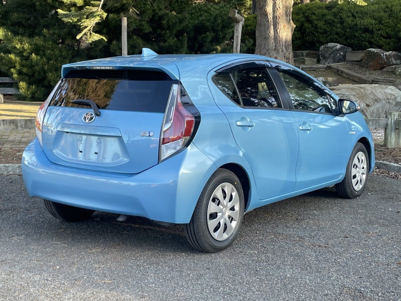 2015 Toyota Aqua 1.5 Hybrid G 5 Dr Hatch CVT 2WD image 4