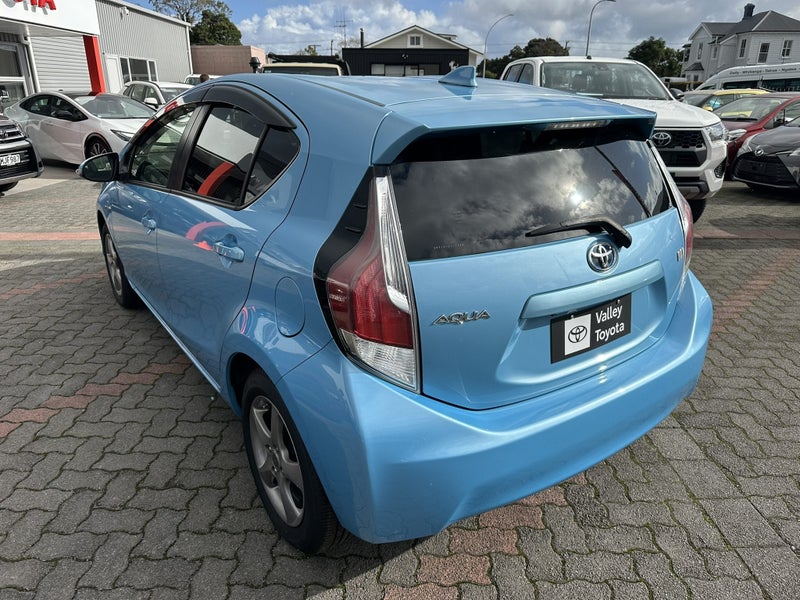 2015 Toyota Aqua 1.5 Hybrid G 5 Dr Hatch CVT 2WD - image 5