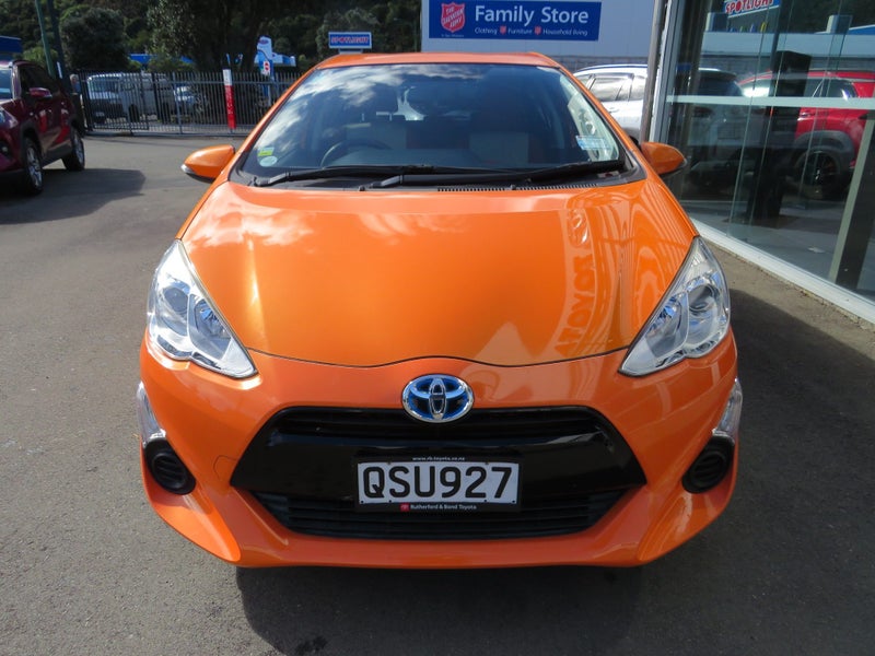 2015 Toyota Aqua 1.5 Hybrid S 5 Dr Hatch CVT 2WD image 3