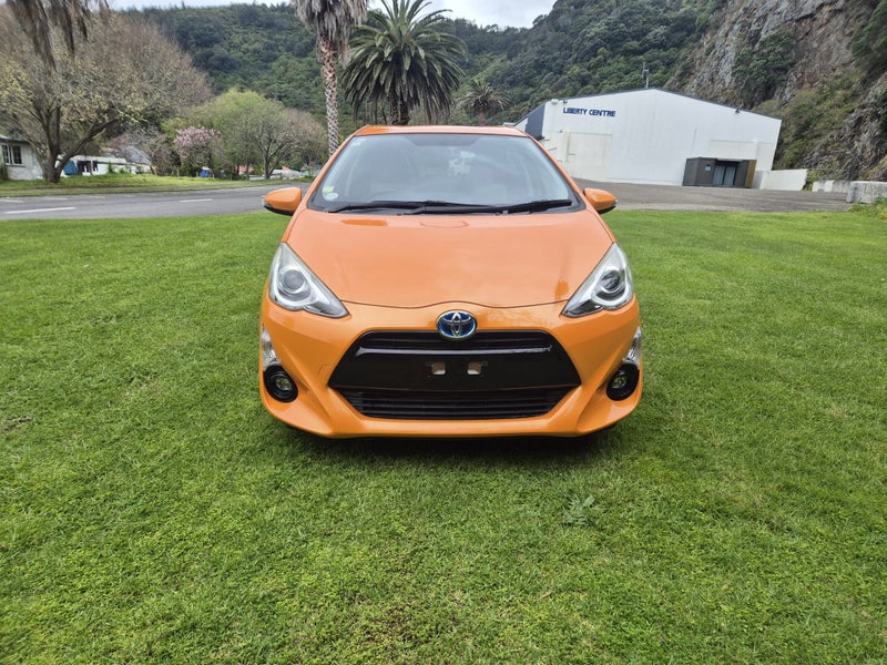 2015 Toyota Aqua 1.5 Hybrid S image 2