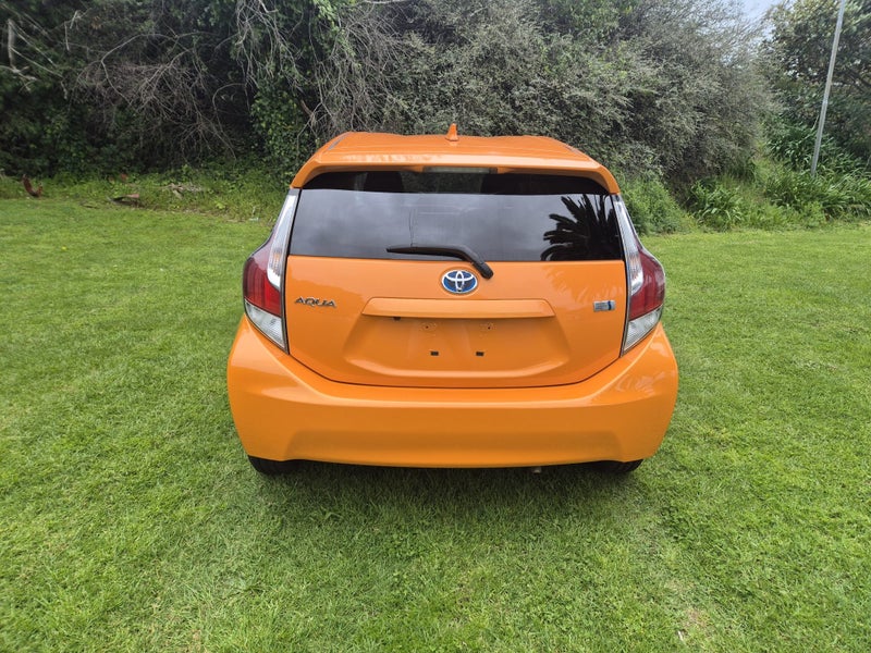 2015 Toyota Aqua 1.5 Hybrid S image 5