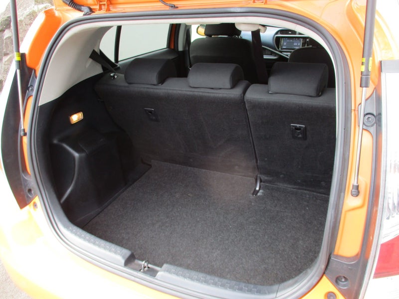 2015 Toyota Aqua 1.5 Hybrid S + Warranty* image 5