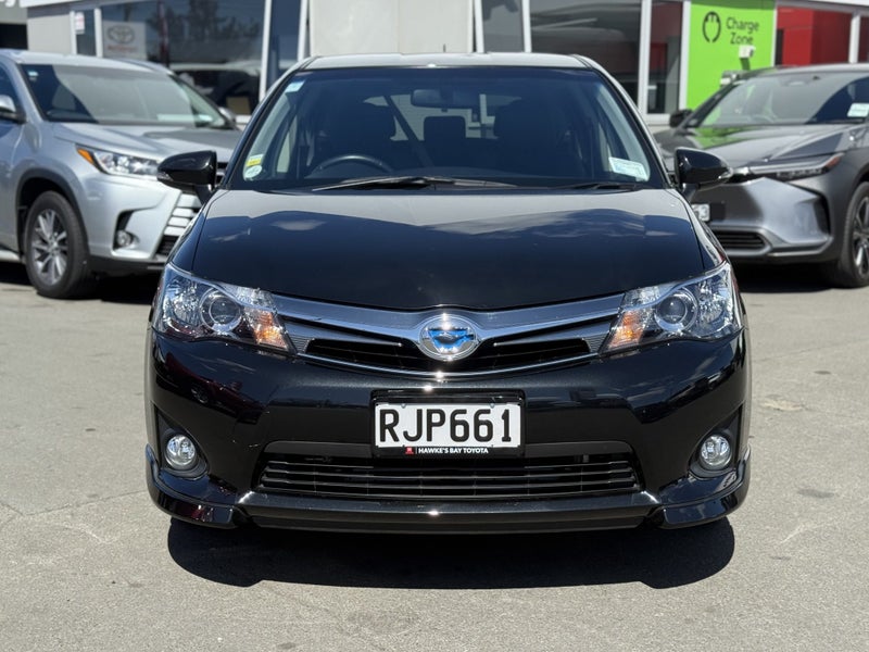 2015 Toyota Corolla Fielder 1.5 Hybrid G WxB 5... image 3