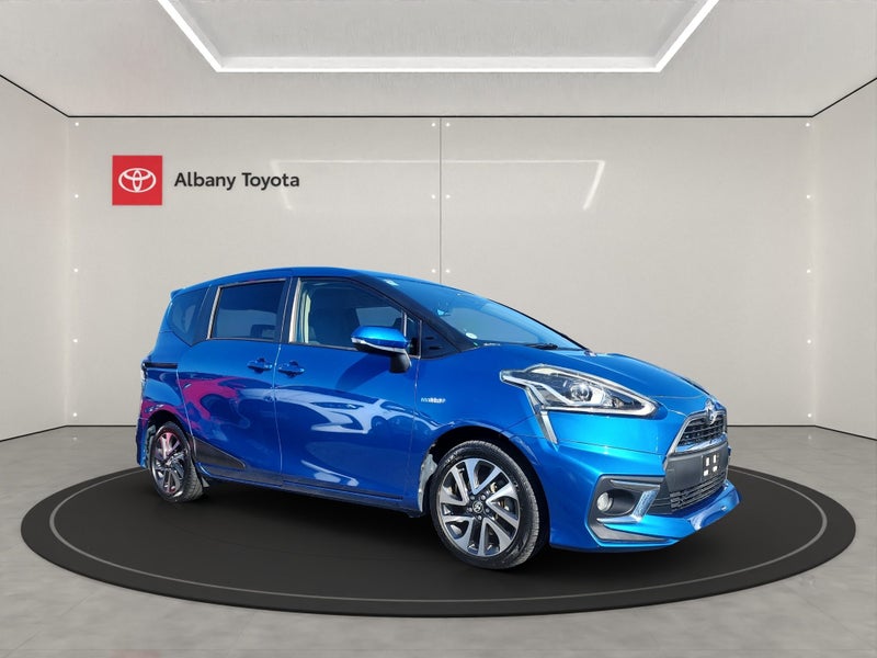 2015 Toyota Sienta 1.5P/Hybrid image 1
