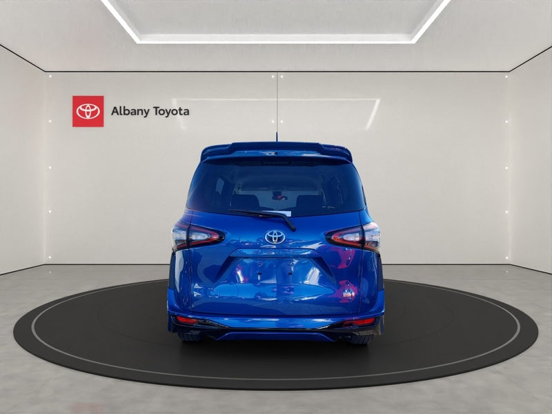 2015 Toyota Sienta 1.5P/Hybrid image 4