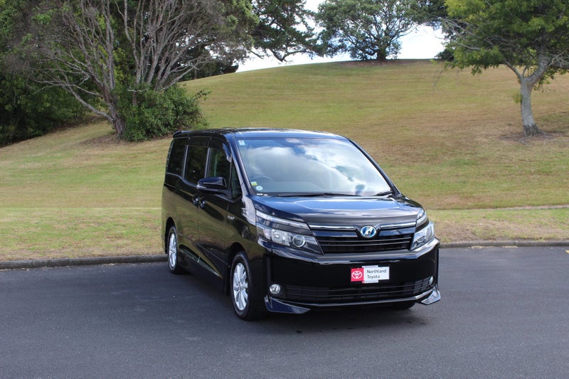 2015 Toyota Voxy 1.8 Hybrid 5 Dr Wagon CVT 2WD image 1