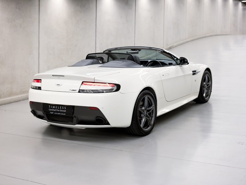 2016 Aston Martin Vantage N430 Coupe Sportshift II image 4