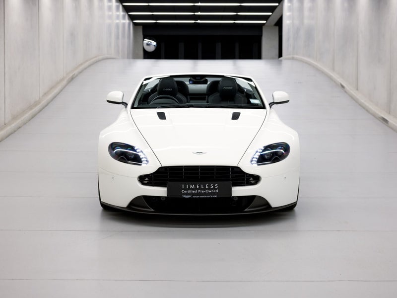 2016 Aston Martin Vantage N430 Coupe Sportshift II image 5