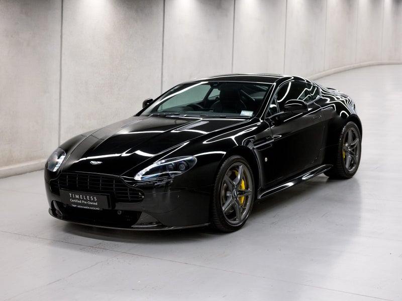 2016 Aston Martin Vantage V8 Vantage S image 3