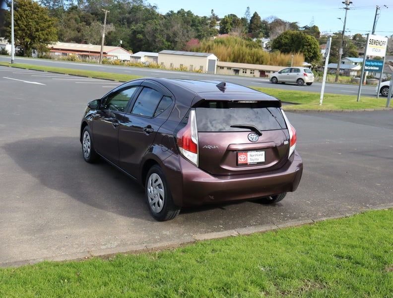 2016 Toyota Aqua 1.5 Hybrid G 5 Dr Hatch CVT 2WD image 4