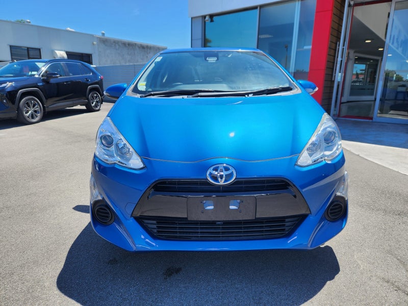 2016 Toyota Aqua 1.5 Hybrid G Automatic Hatch image 2