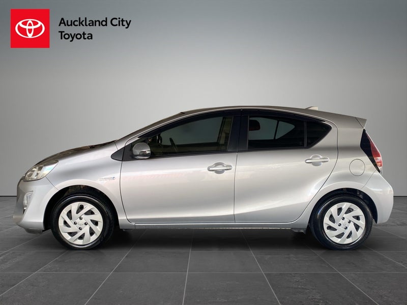 2016 Toyota Aqua 1.5 Hybrid G Soft Leather Sele... image 4