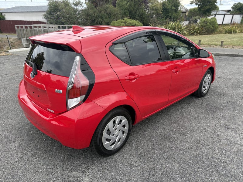 2016 Toyota Aqua 1.5 Hybrid G Soft Leather Sele... image 5