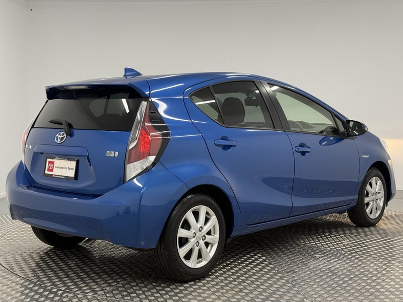 2016 Toyota Aqua 1.5 Hybrid G Soft Leather Sele... image 3