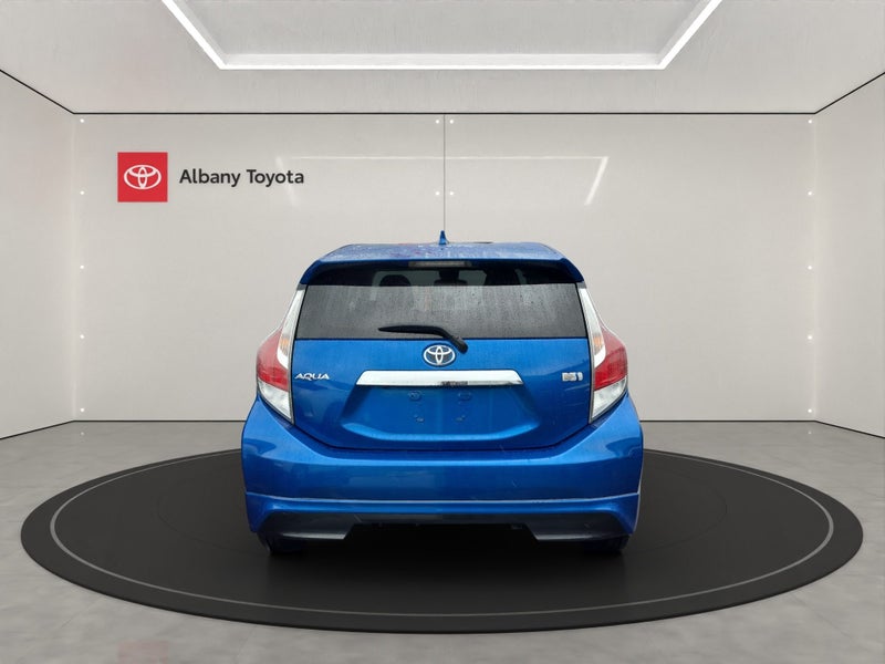 2016 Toyota Aqua 1.5 Hybrid S 5 Dr Hatch CVT 2W... image 4