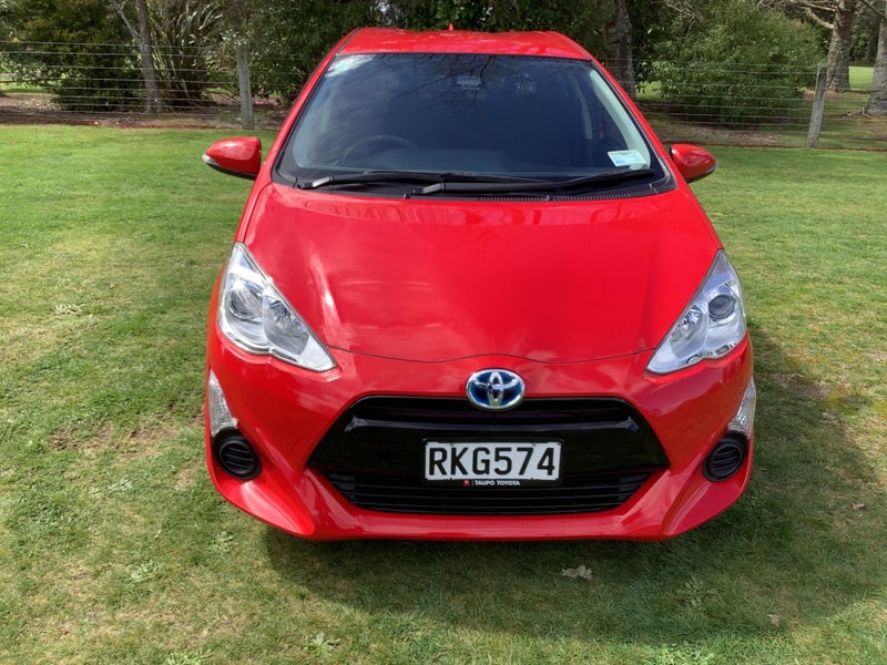 2016 Toyota Aqua 1.5 Hybrid S 5 Dr Hatch Hybrid... image 2