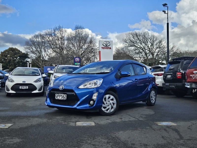2016 Toyota Aqua 1.5 Hybrid S image 2