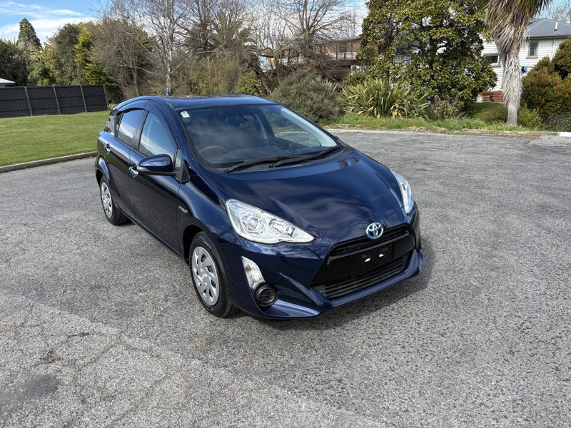 2016 Toyota Aqua 1.5 Hybrid S Style Black 5 Dr... image 1