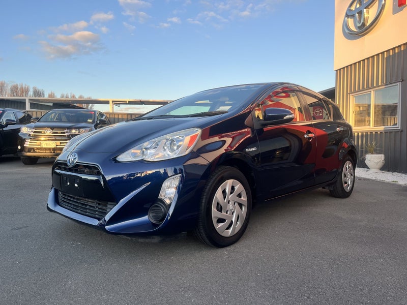 2016 Toyota Aqua 1.5 Hybrid S Style Black Hatch... image 5