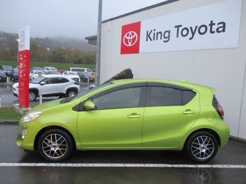 2016 Toyota Aqua 1.5 Hybrid S + Warranty* image 2