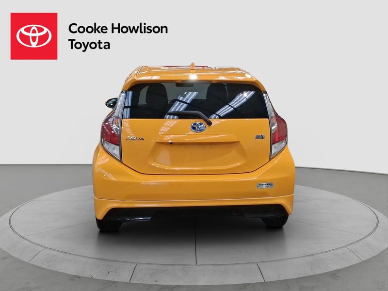 2016 Toyota Aqua 1.5 Petrol Hybrid image 5