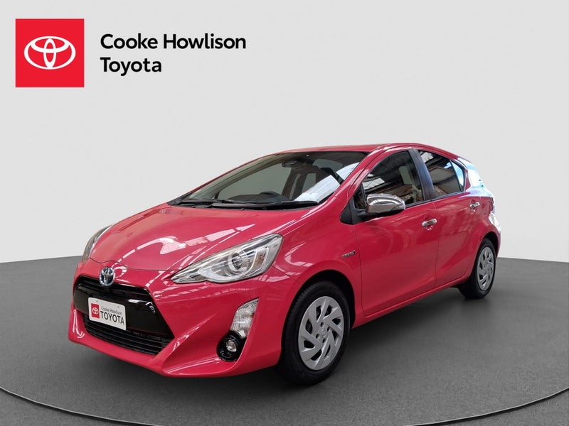 2016 Toyota Aqua 1.5L Hybrid image 3