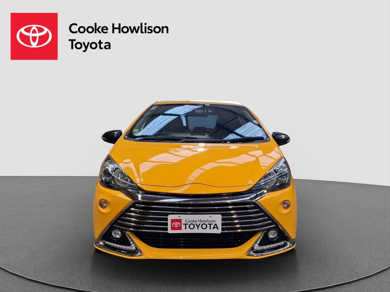 2016 Toyota Aqua Hybrid GS Sport image 2