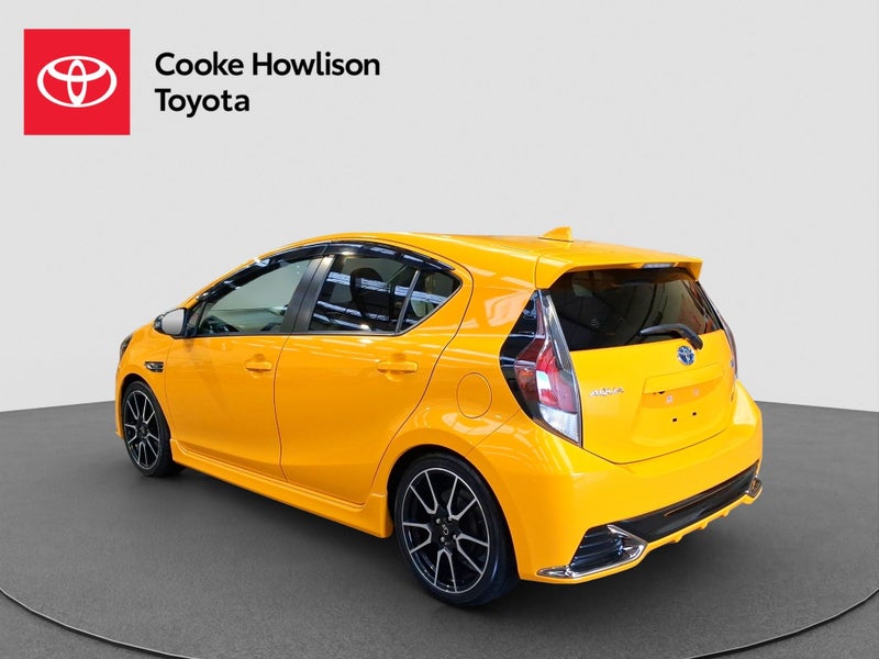 2016 Toyota Aqua Hybrid GS Sport image 4
