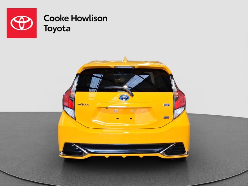 2016 Toyota Aqua Hybrid GS Sport image 5