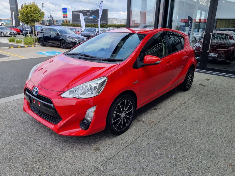 2016 Toyota Aqua (MW) 1.5 Hybrid G Soft Leather... image 3