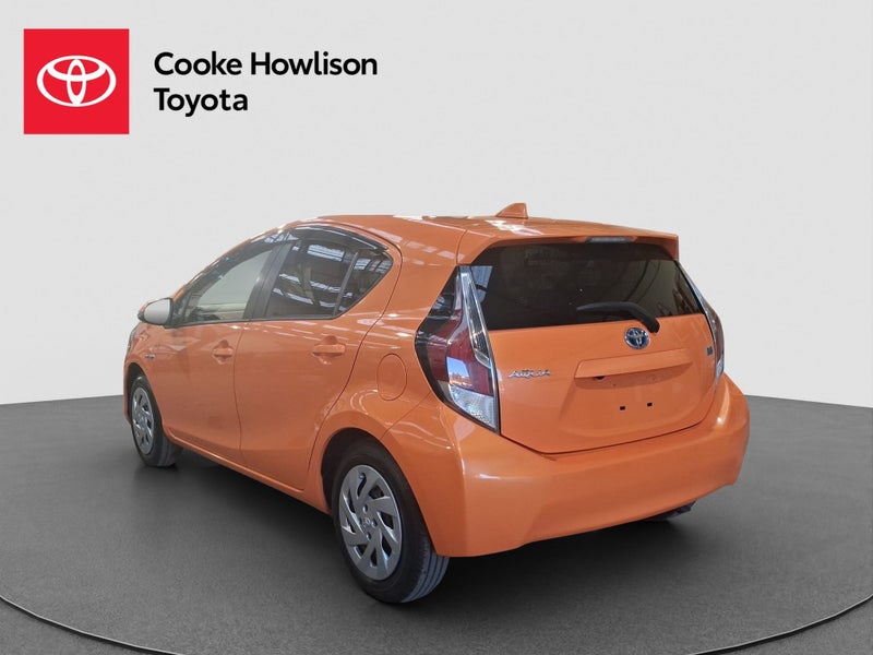 2016 Toyota Aqua S image 4