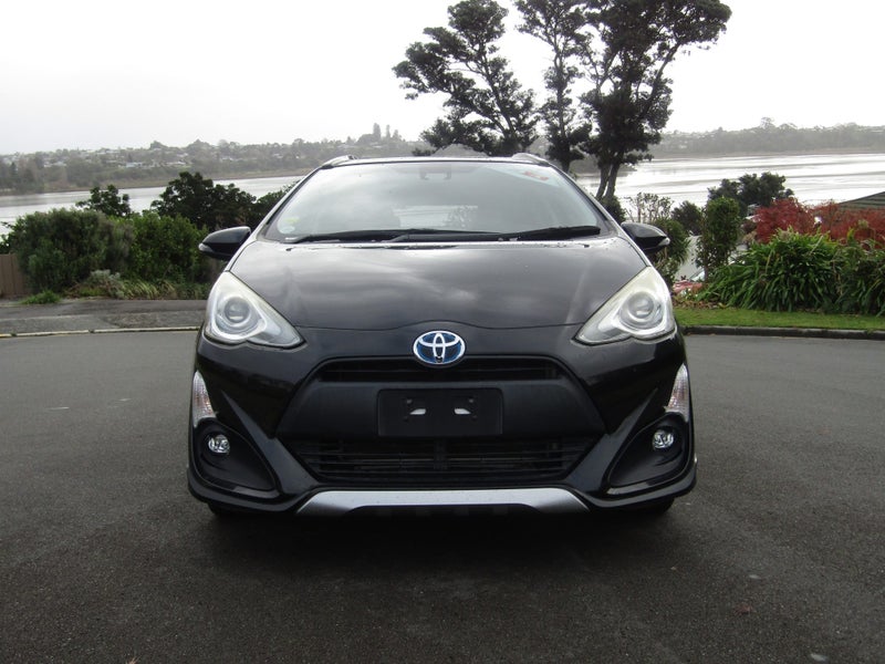 2016 Toyota Aqua X Urban 1.5P Hybrid image 2