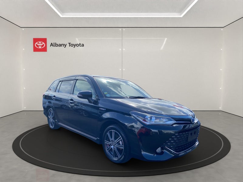 2016 Toyota Corolla Fielder 1.5 Hybrid G WxB 5... image 1