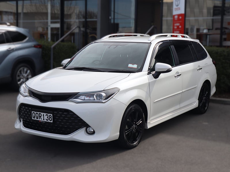 2016 Toyota Corolla Fielder 1.5 Hybrid G WxB image 3